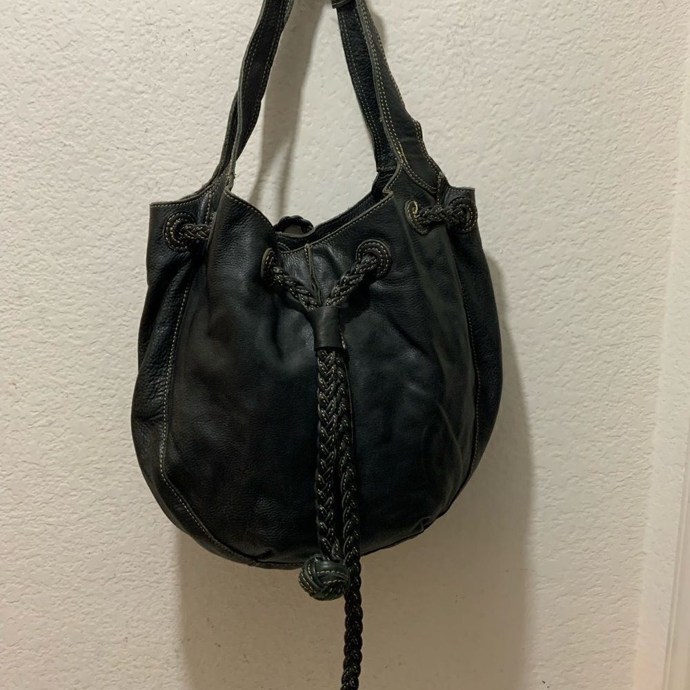 Fossil Black Leather Bucket Bag Braided Drawstring Shoulder Strap white stitches